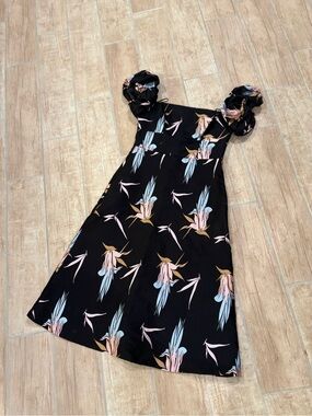 Topshop Black Floral-Print Dress with Puff off the shoulder Straps
